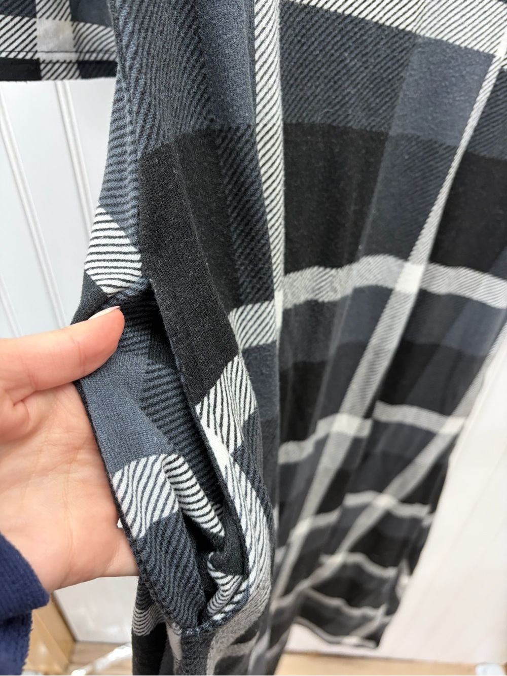 Reborn Black & Gray Plaid long sleeve Maxi stretchy Dress - Picture 5 of 7